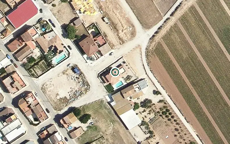 Vista aérea de la ubicación de Centre d'atenció a la gent gran de l'Aldea