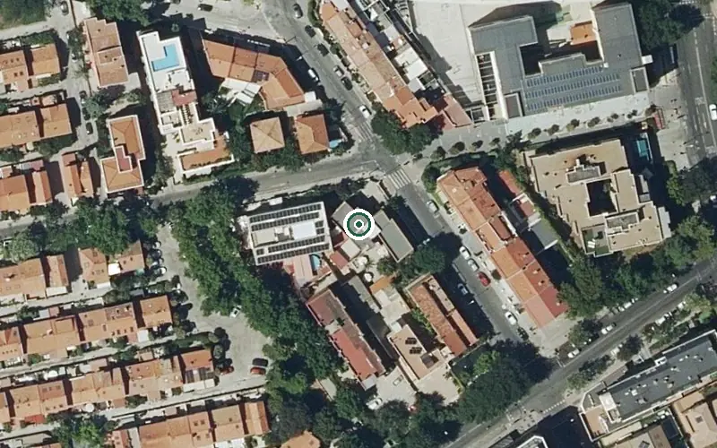 Vista aérea de la ubicación de Residencia Sagrada Familia (Luis Larrainza)