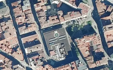 Vista aérea de la ubicación de Centro de Día Gijón Centro