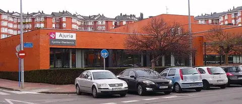 Residencia Ajuria